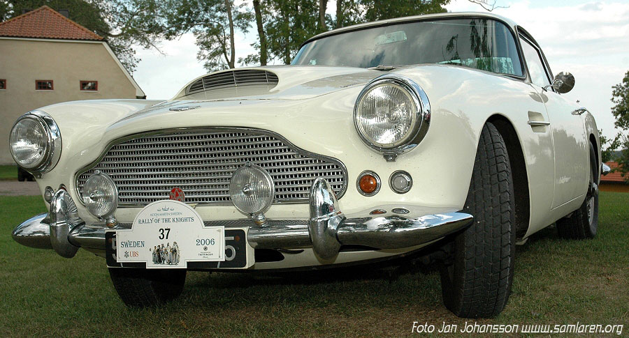 Aston Martin - Rally of the Knights