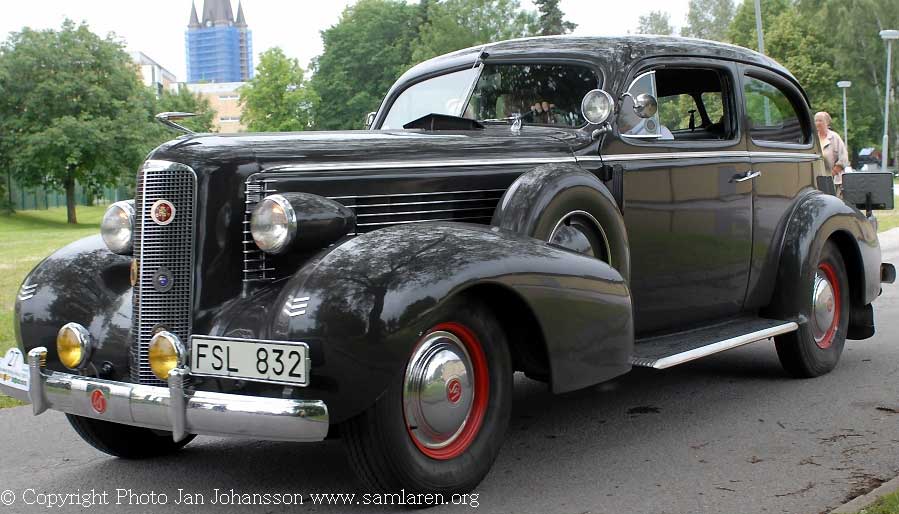 La Salle Touring Sedan 37-5011 1937